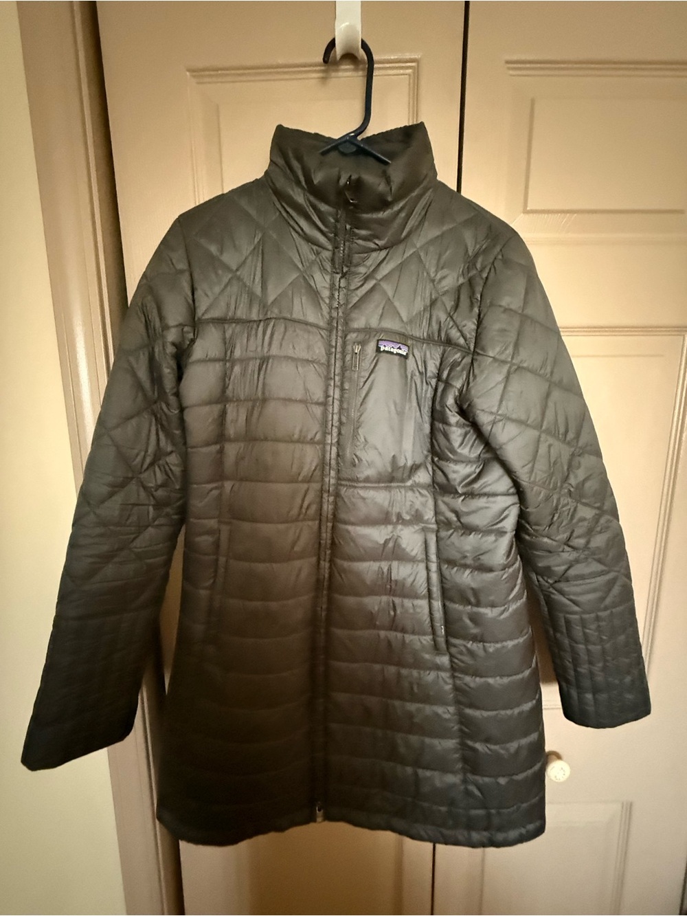 Patagonia Women’s Quilted Packable Jacket -grey